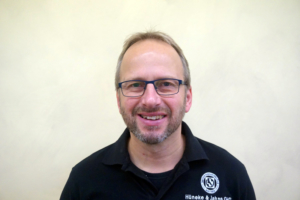 hueneke-jahns-team-09